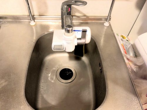 浄水器とシンク